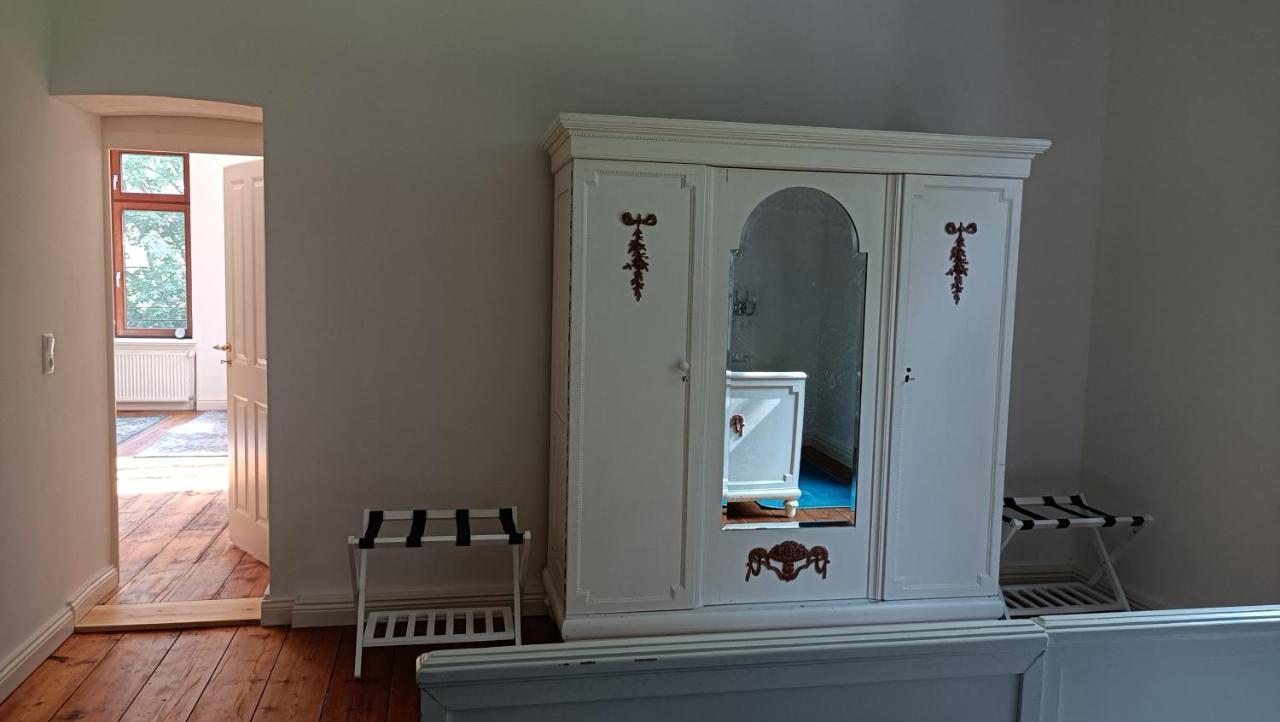 Herrenhaus Harmshagen Testorf-Steinfort エクステリア 写真