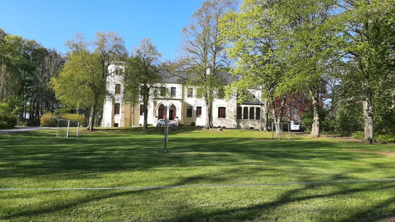 Herrenhaus Harmshagen Testorf-Steinfort エクステリア 写真