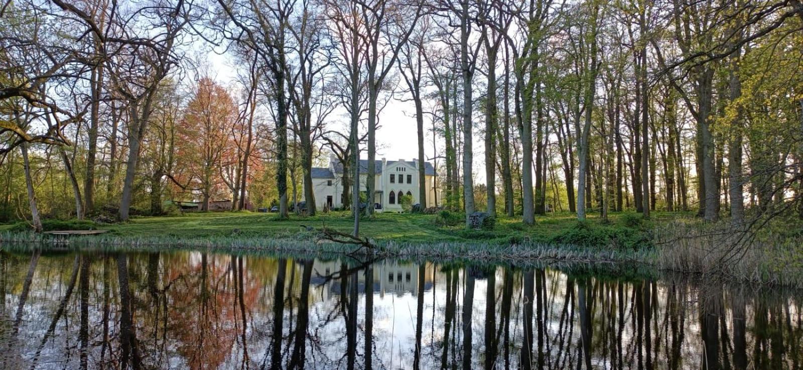 Herrenhaus Harmshagen Testorf-Steinfort エクステリア 写真